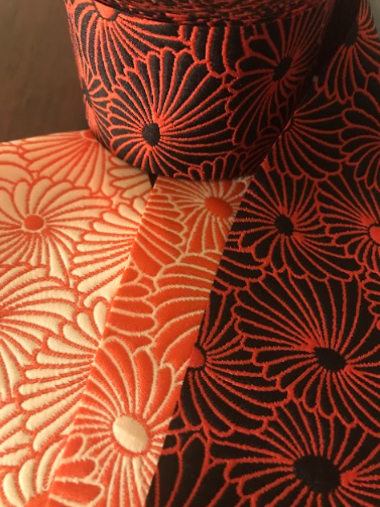 100% Pure Lavender Essential Oil with Decorative Kimono Hanging Diffuser Orange/White